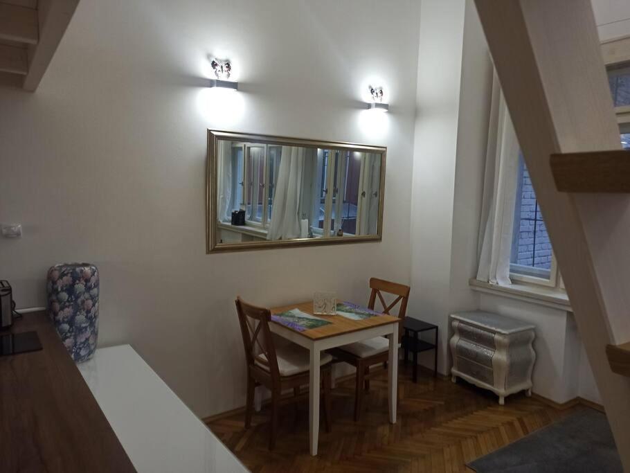 Unique Near Charles Bridge Apartmán Praha