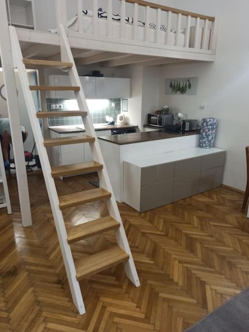 Apartmán Unique Near Charles Bridge Praha